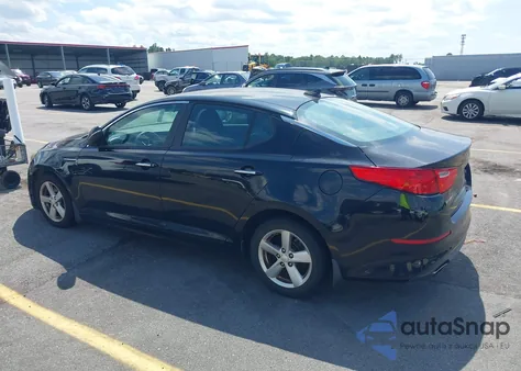 2015 Kia Optima Lx z USA, uszkodzony, nr VIN 5XXGM4A78FG476414